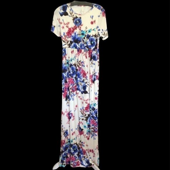 Beautiful Floral Maxi Dress, Medium - Picture 1 of 6
